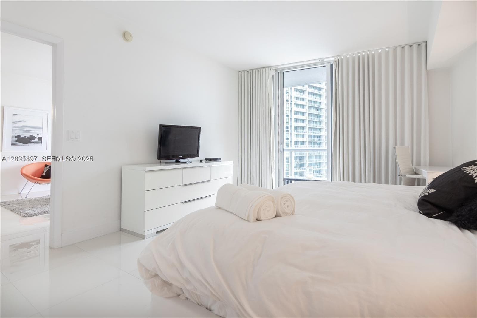 485 Brickell Ave 2006 photo 25