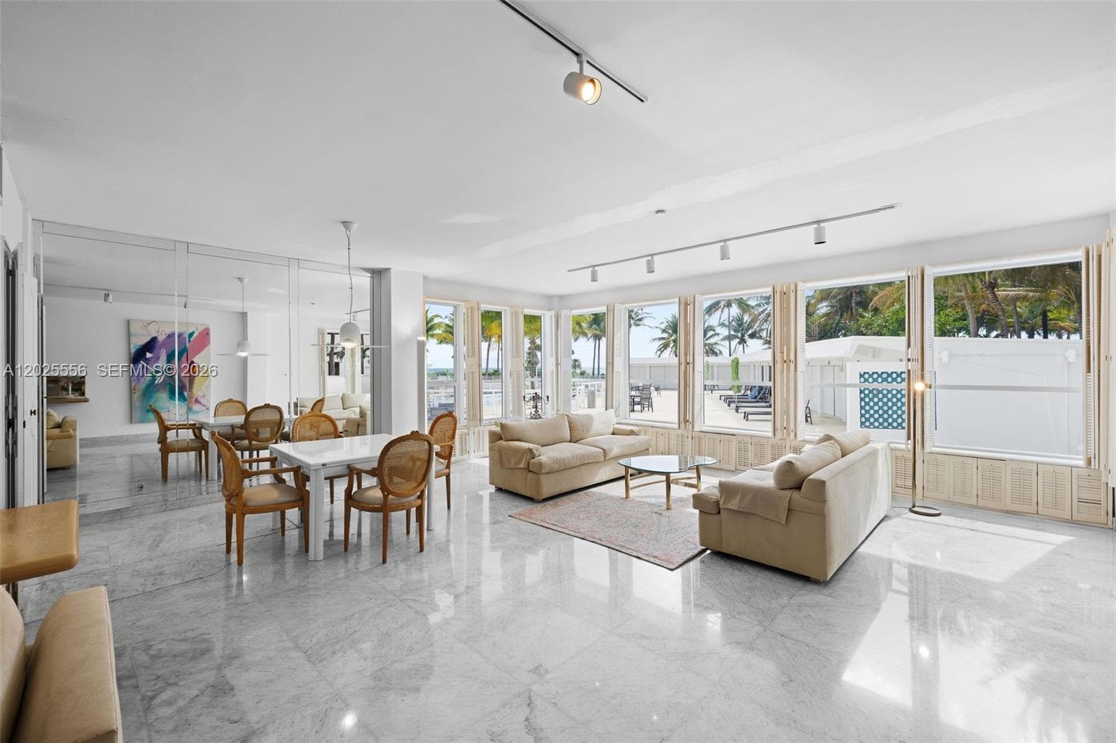 4925 Collins Ave 1A photo 1