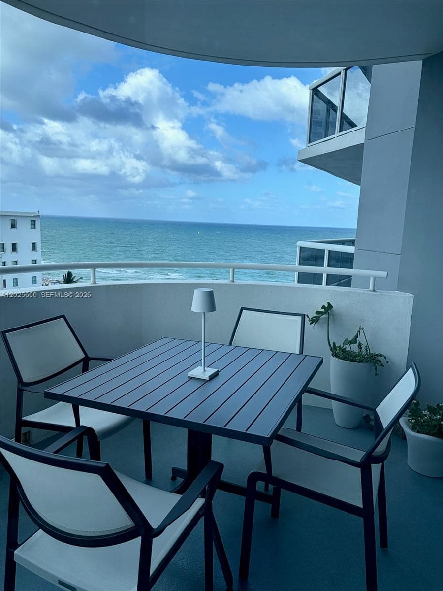 6301 Collins Ave 1207 photo 11