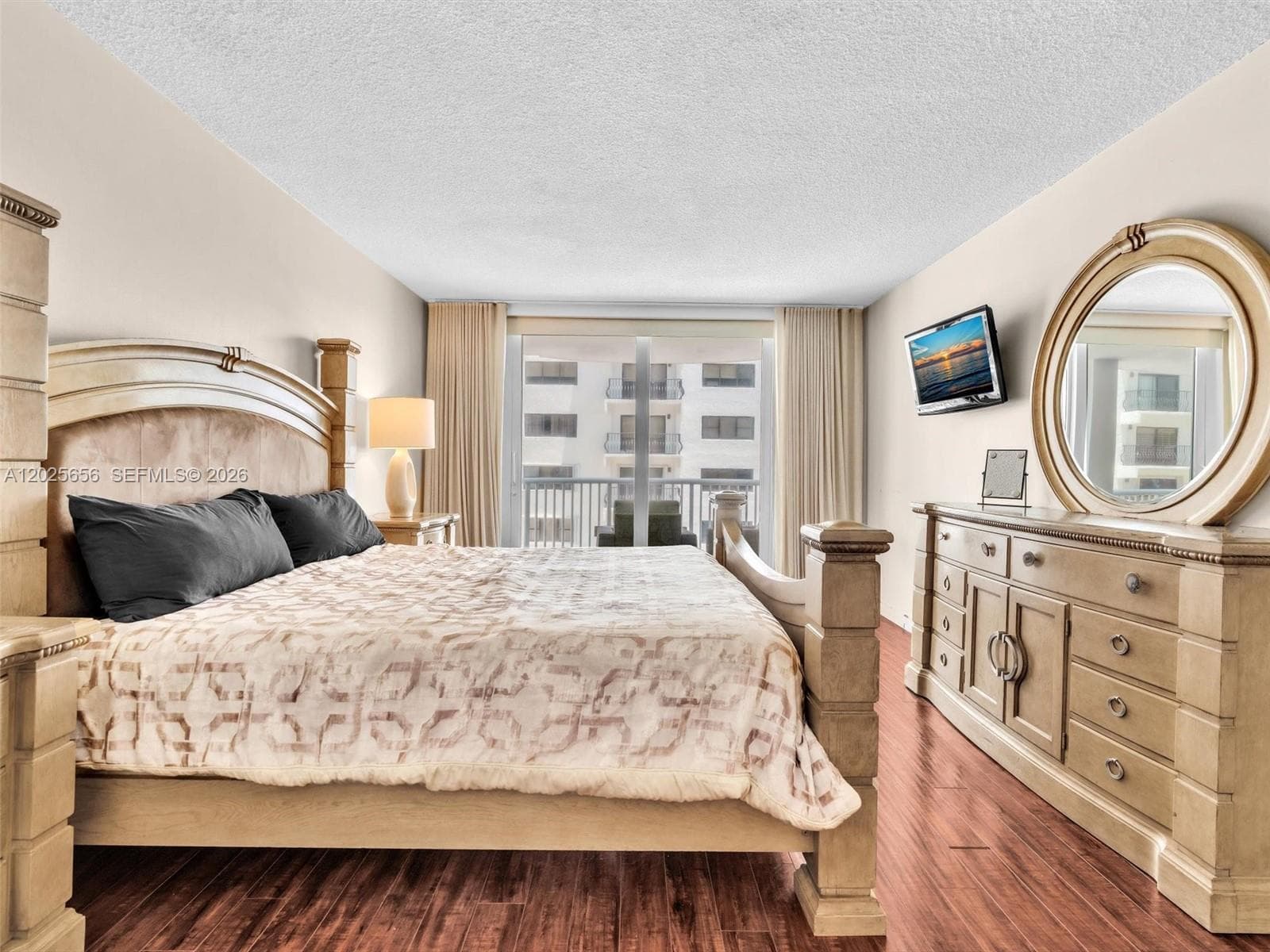 5401 Collins Ave 107 photo 13