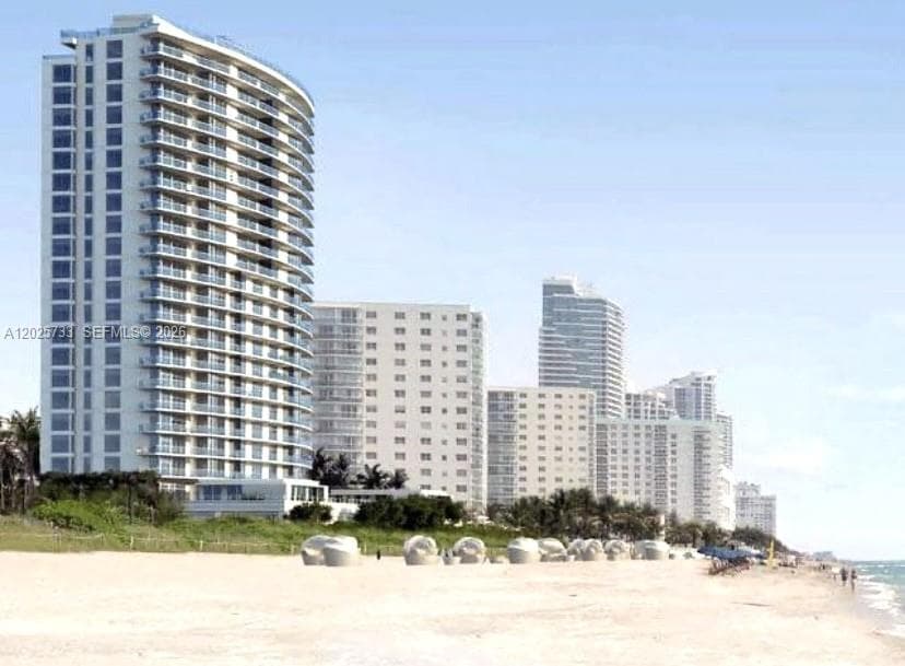 3951 S Ocean Dr 501 photo 2