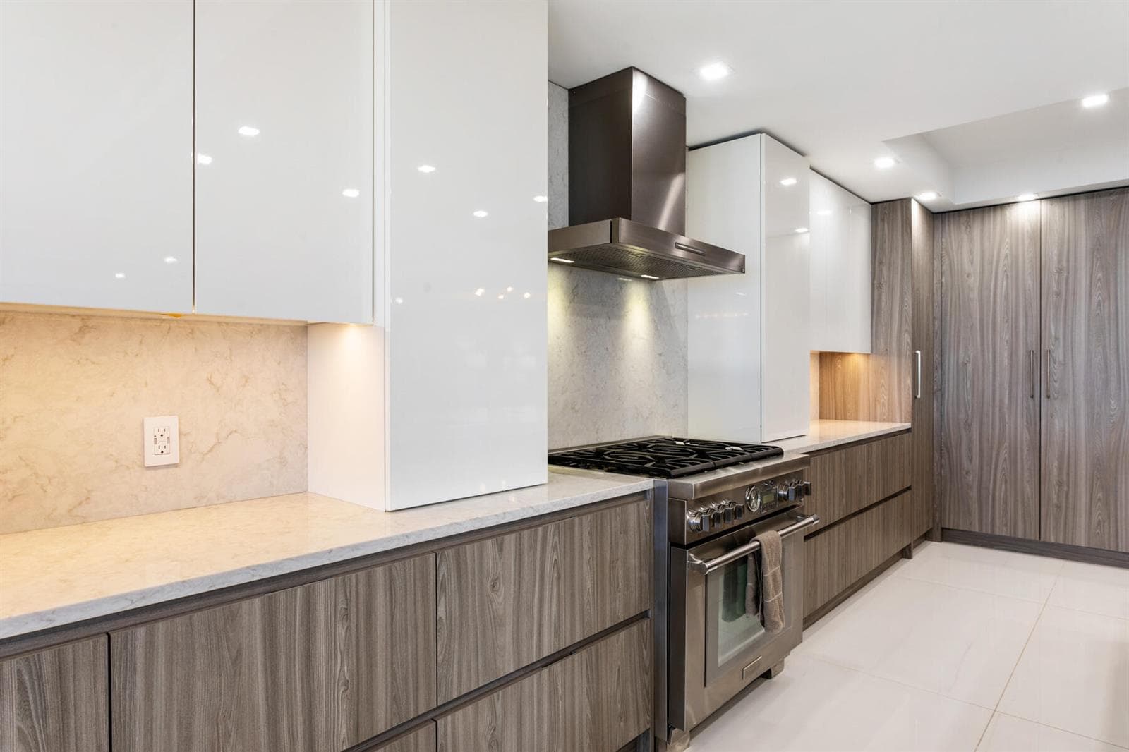 2700 N Ocean Drive 501a photo 13
