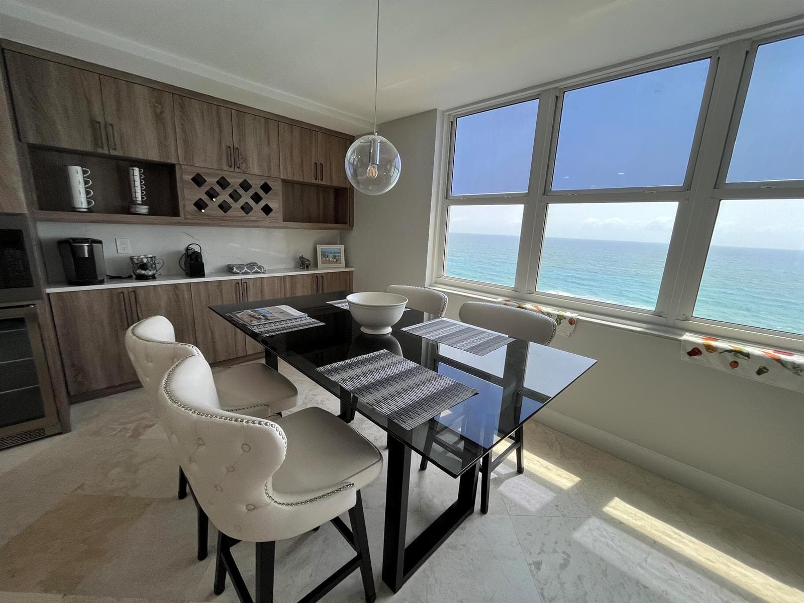 5440 N Ocean Drive 1107 photo 3