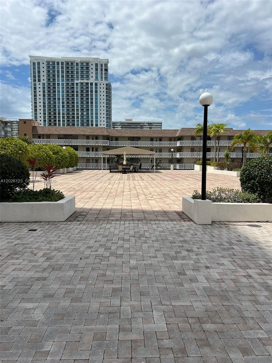 1865 S Ocean Dr 2G photo 14