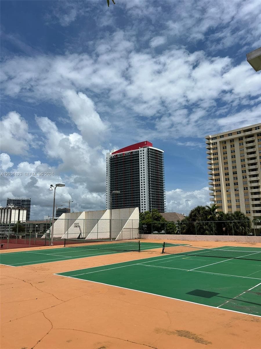 1865 S Ocean Dr 2G photo 15