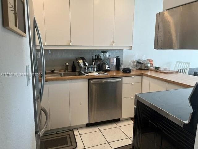 1800 NW 24th Ave 705 photo 4