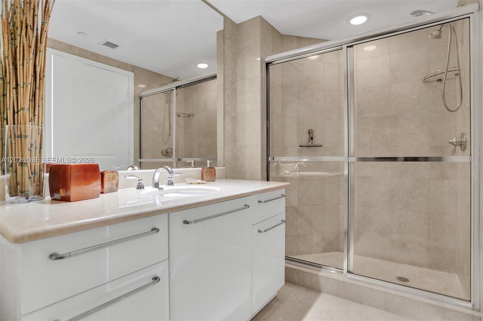 3101 S Ocean Dr 2005 (available June 18 ) photo 16