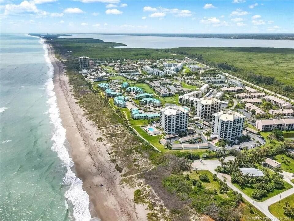 2400 S Ocean Drive 4143 photo 2