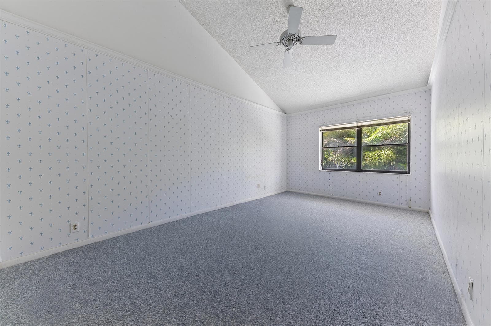 800 Andrews Avenue 4 photo 15
