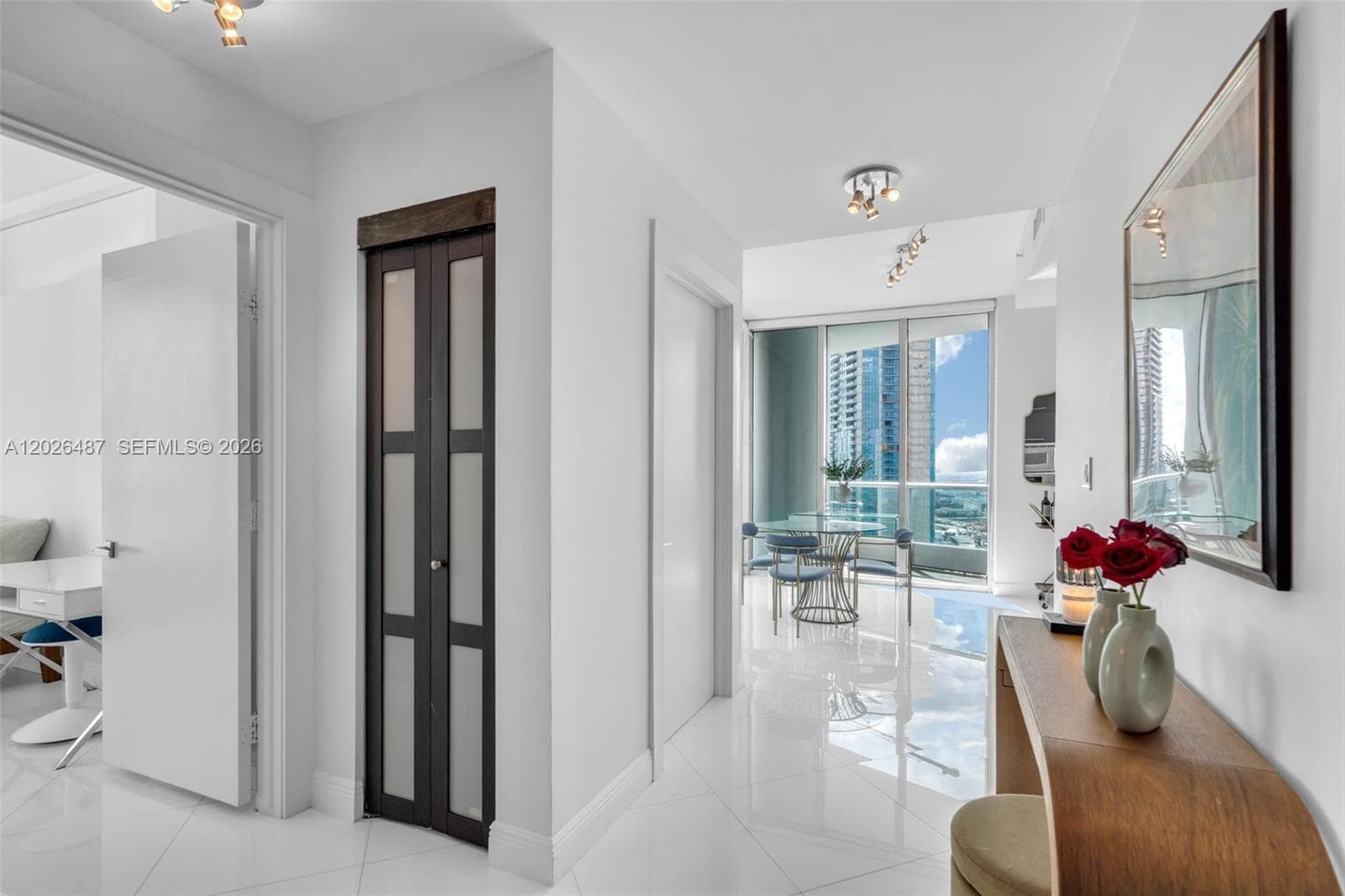 900 Biscayne Blvd 4412 photo 6