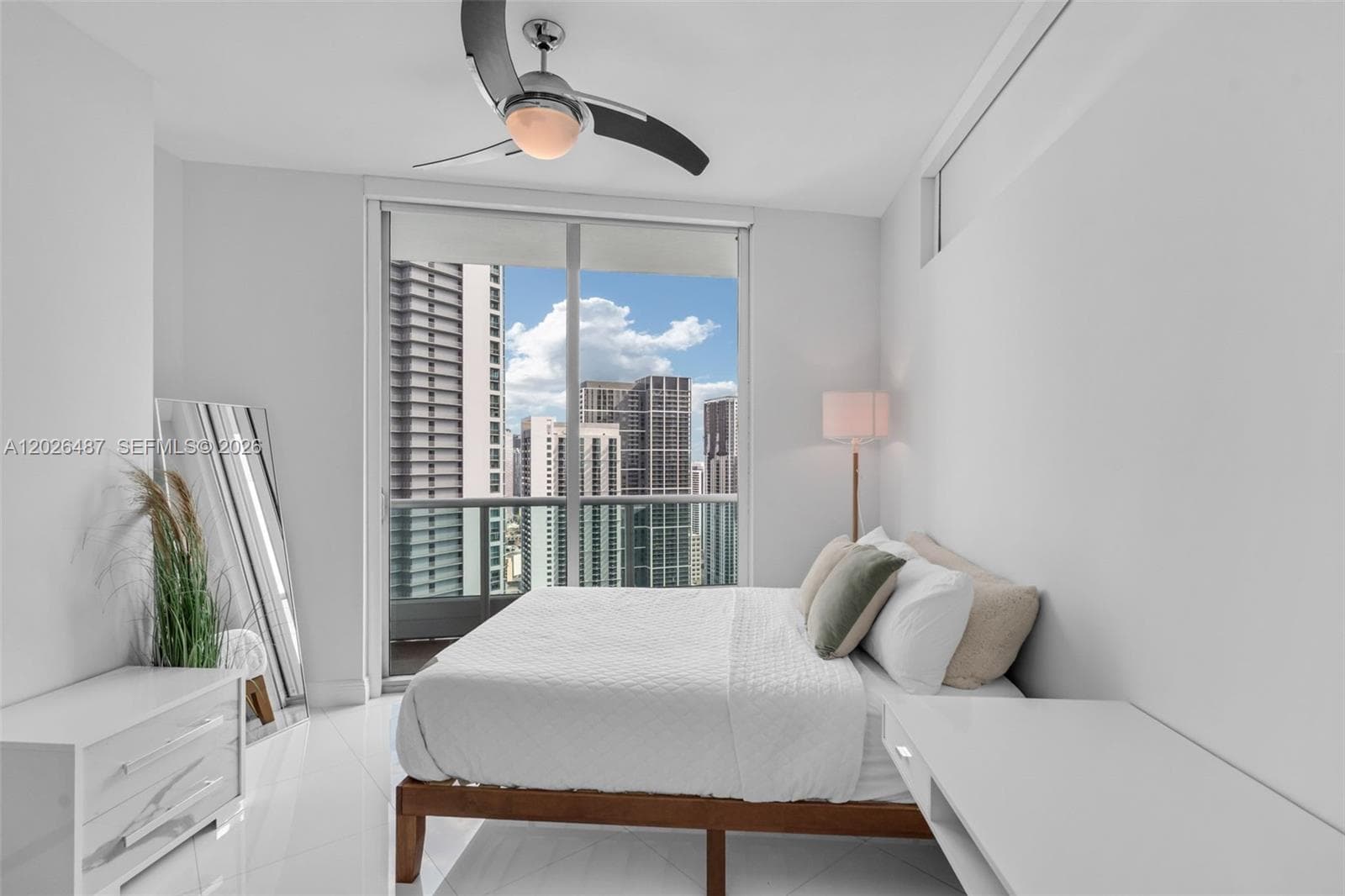 900 Biscayne Blvd 4412 photo 11