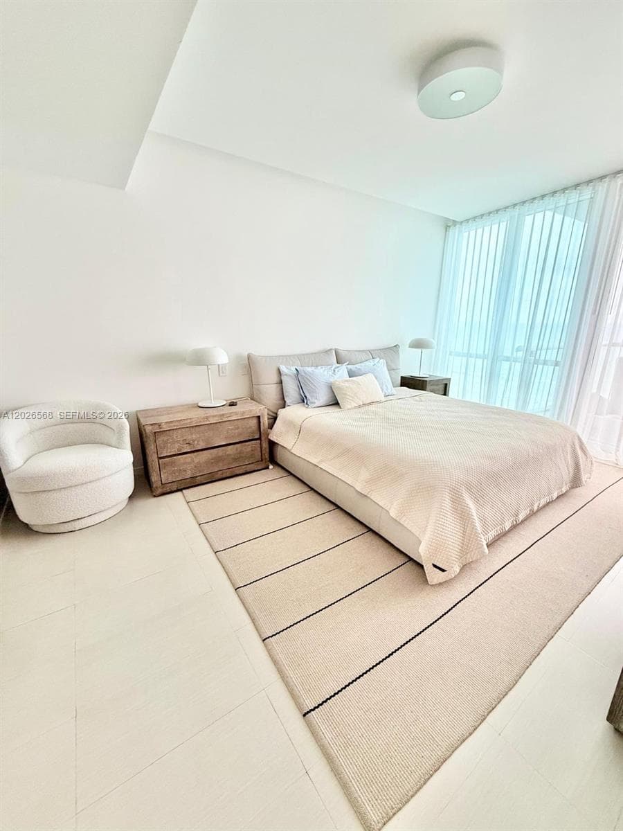 17121 Collins Ave 1207 photo 8