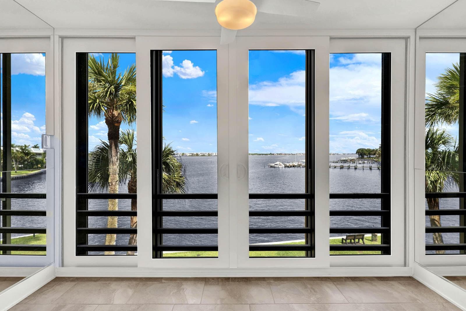 1950 SW Palm City Road 14-305 photo 6