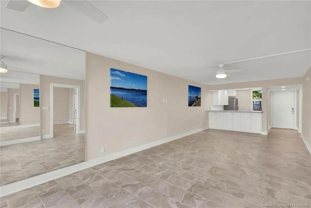 1950 SW Palm City Road 14-305 photo 12