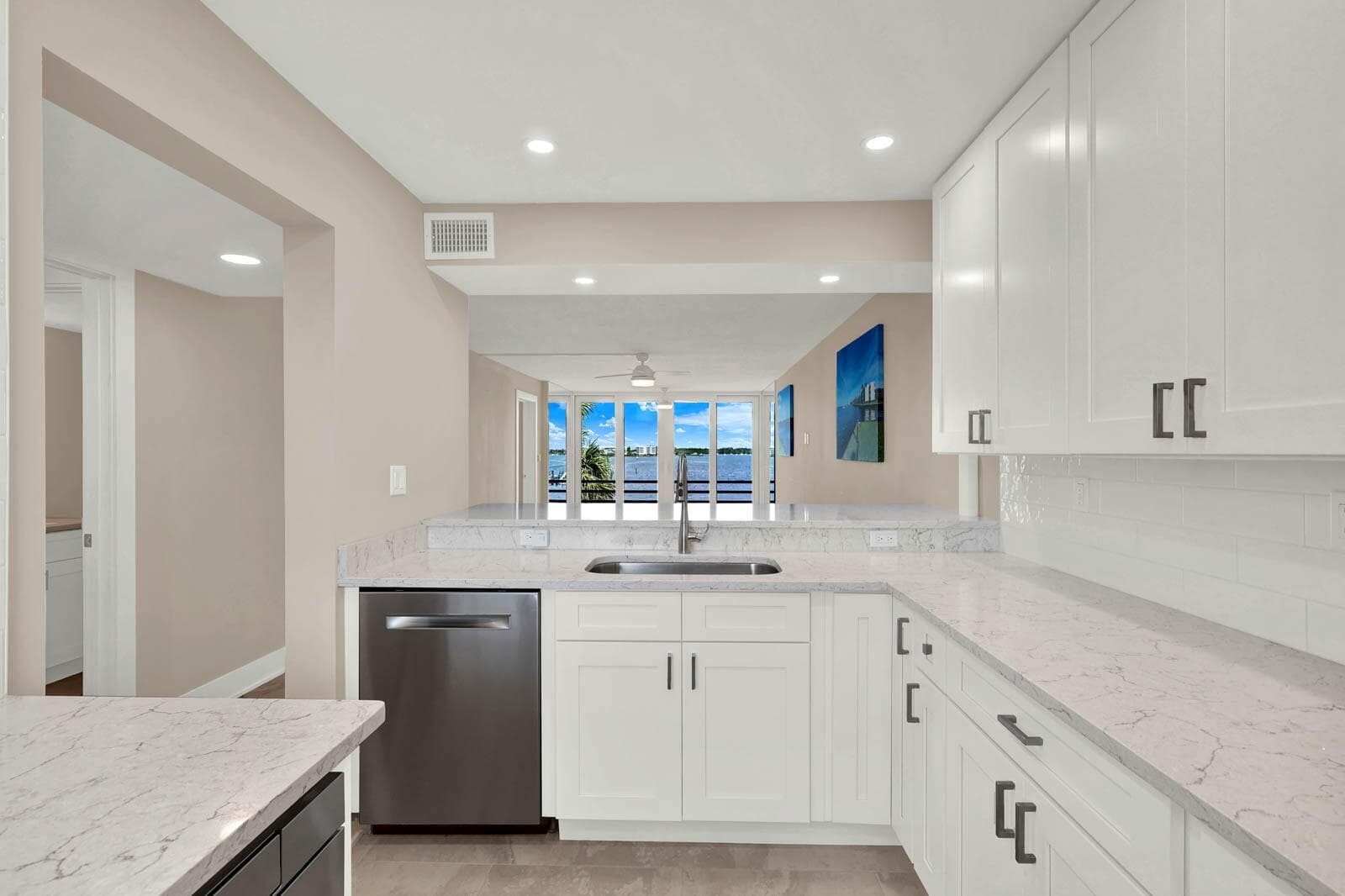 1950 SW Palm City Road 14-305 photo 14