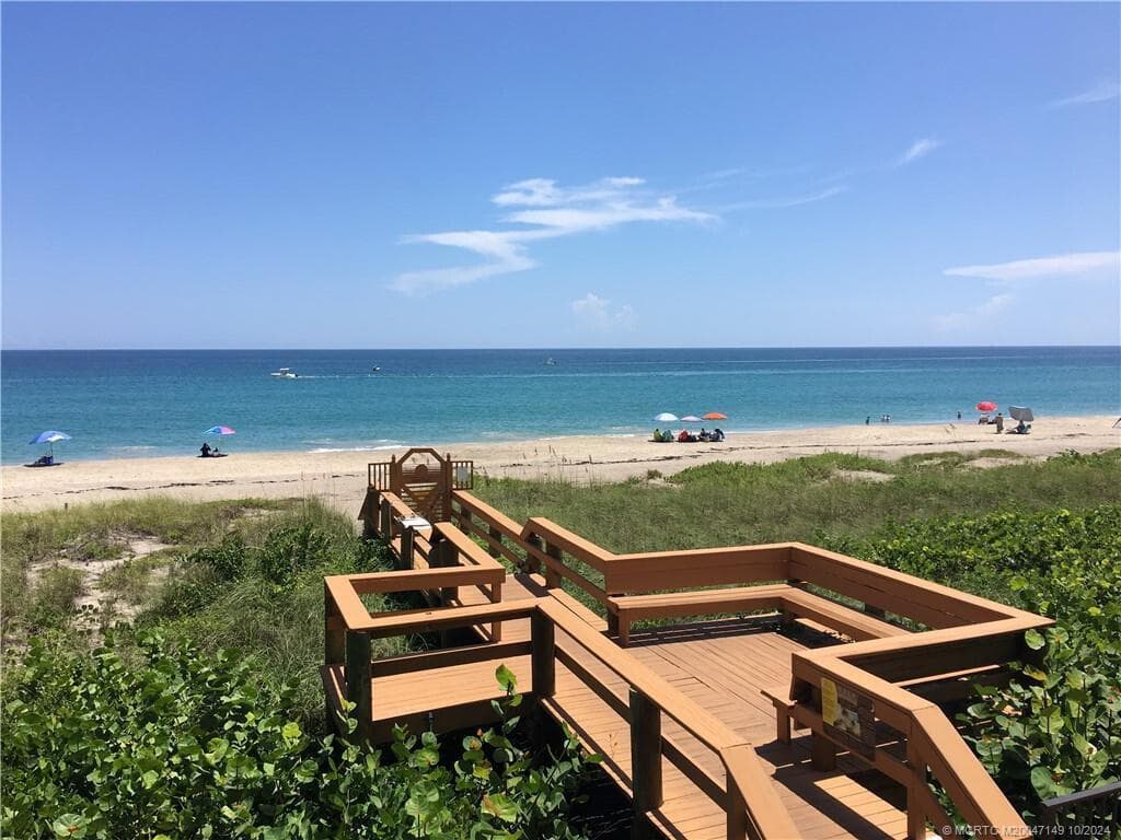 1357 NE Ocean Boulevard 311 photo 22