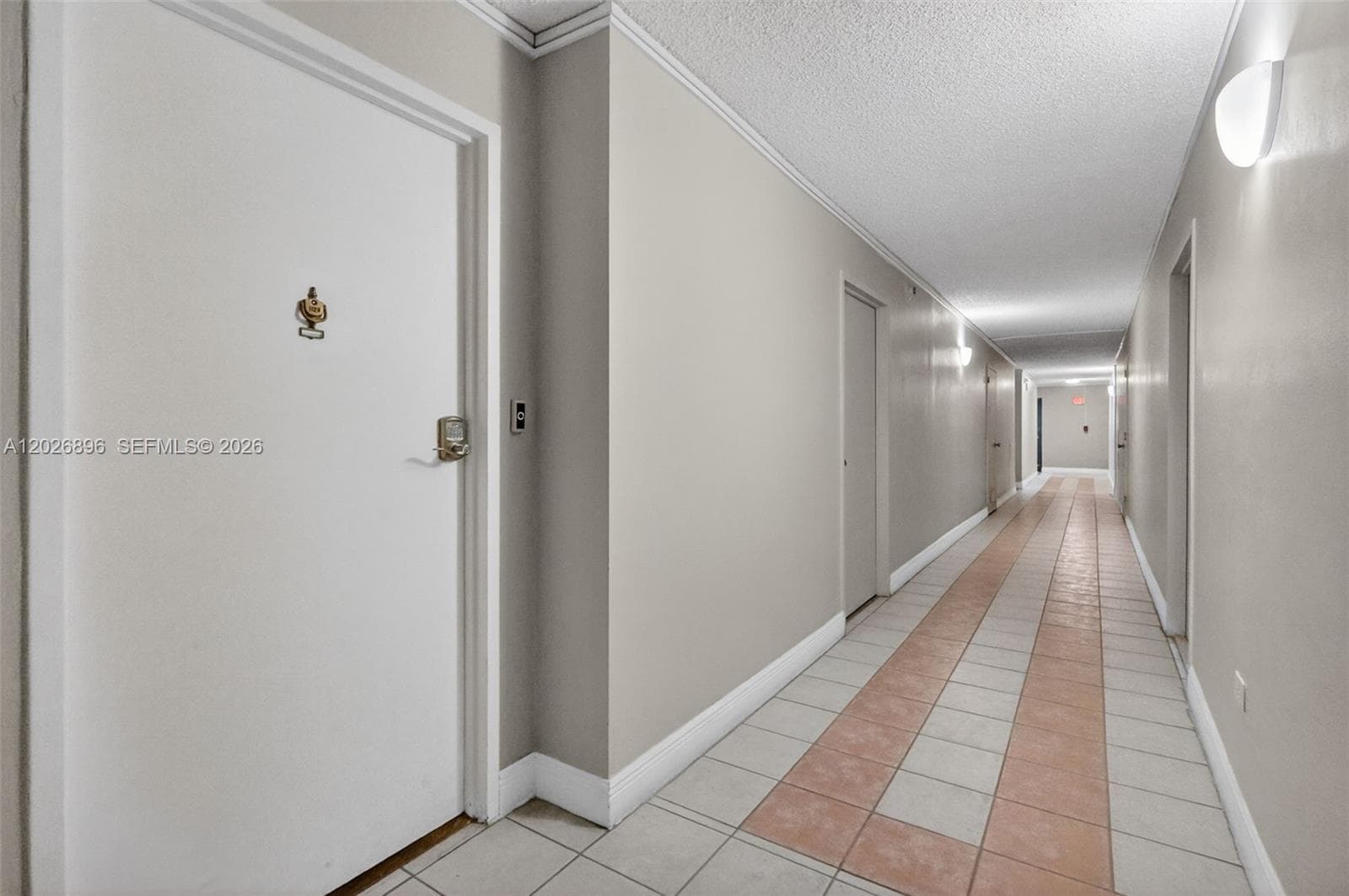 7135 Collins Ave 1124 photo 3