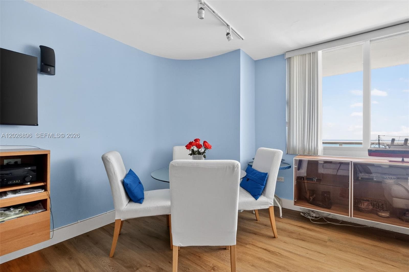 7135 Collins Ave 1124 photo 10