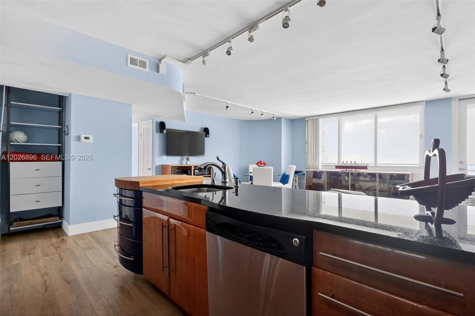 7135 Collins Ave 1124 photo 18