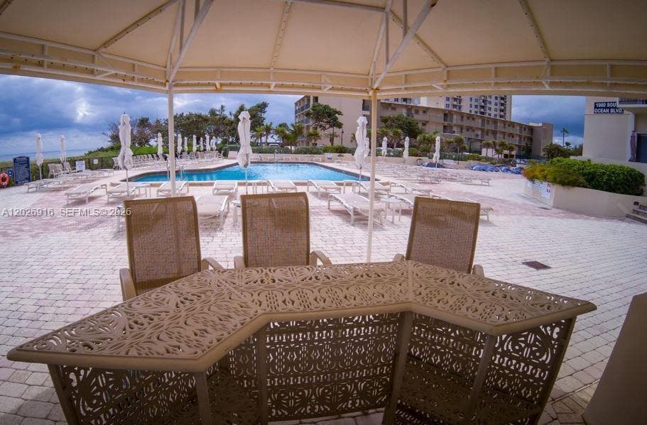 1900 S Ocean Blvd 14P photo 20