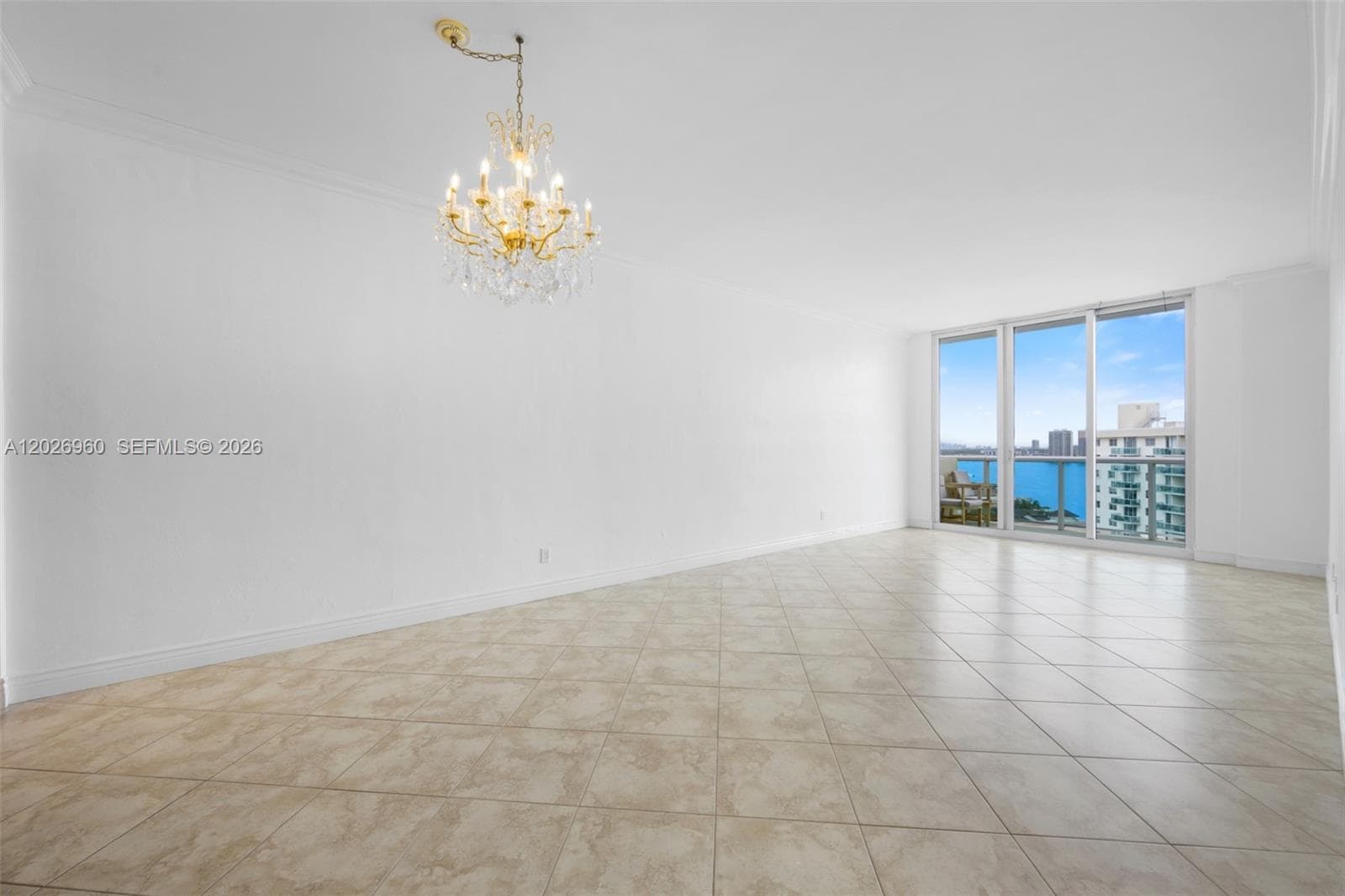 19380 Collins Ave PH-27 photo 4