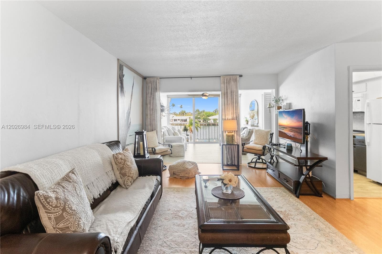 743 N Riverside Dr 4B photo 10