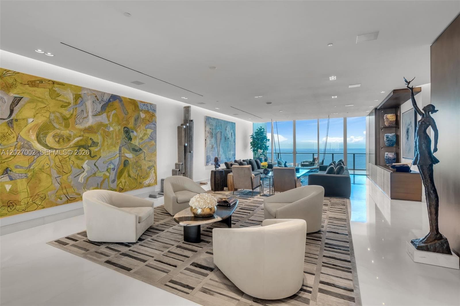 350 Ocean Dr LPH2N photo 5