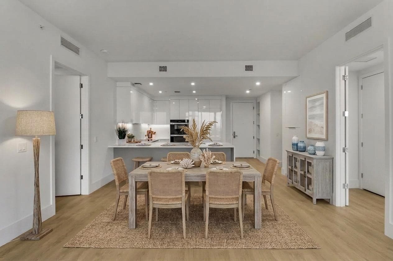 220 Lake Shore Drive 815 photo 17