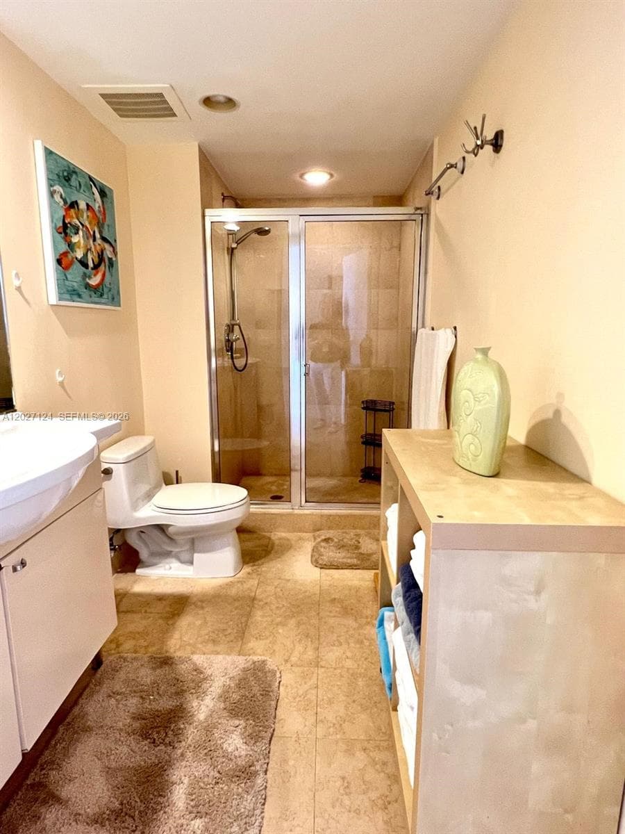 1830 S Ocean Dr 1812 photo 9