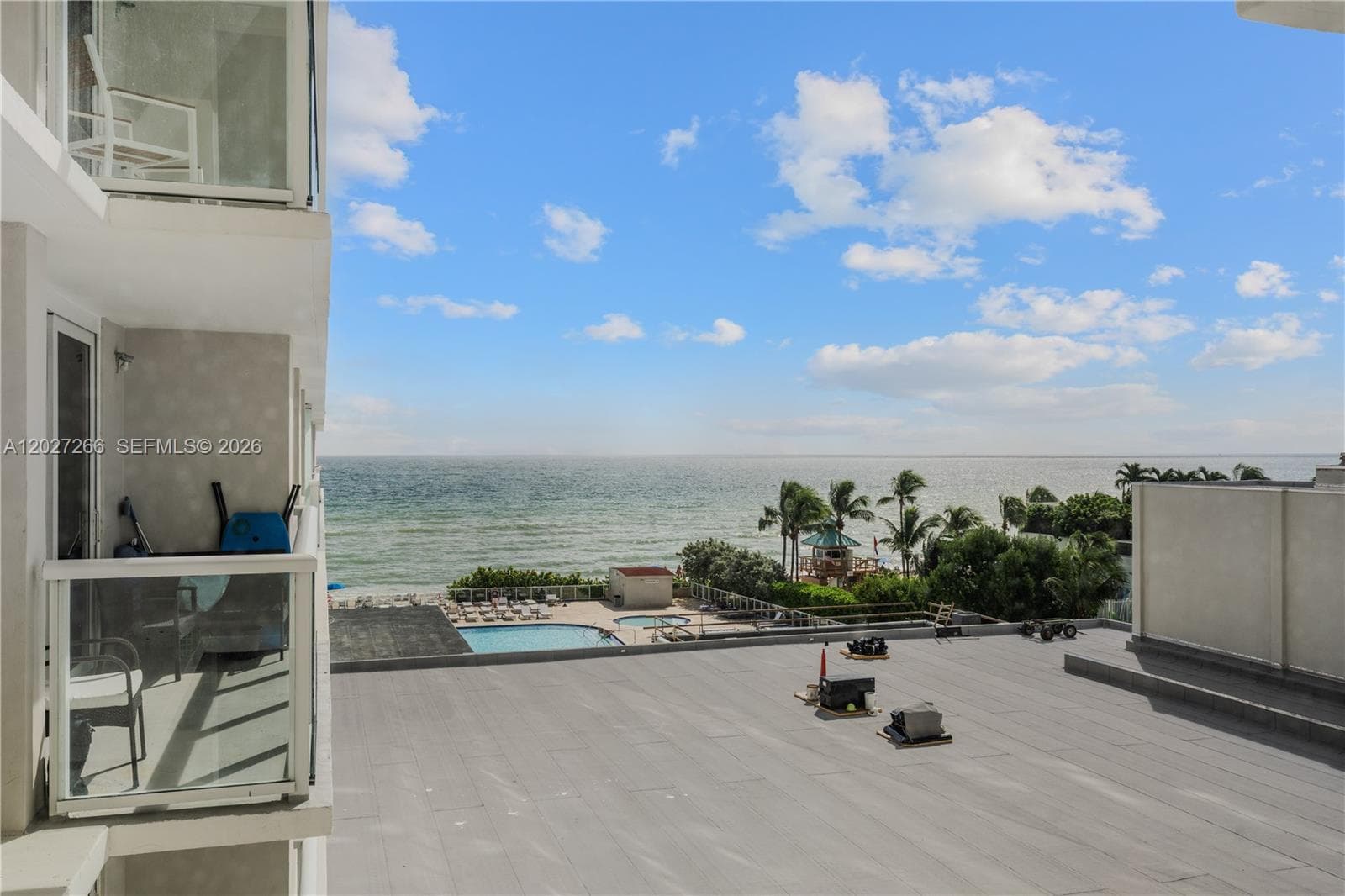 19201 Collins Ave 349 photo 7