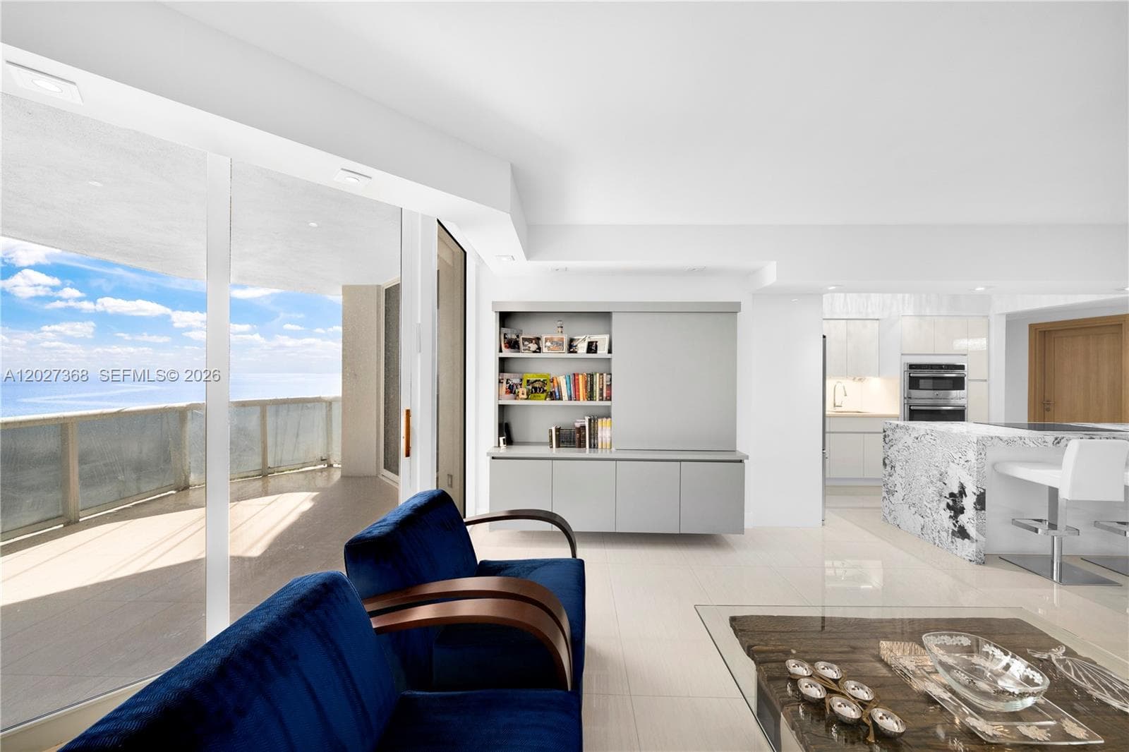 4779 Collins Ave 908 photo 4