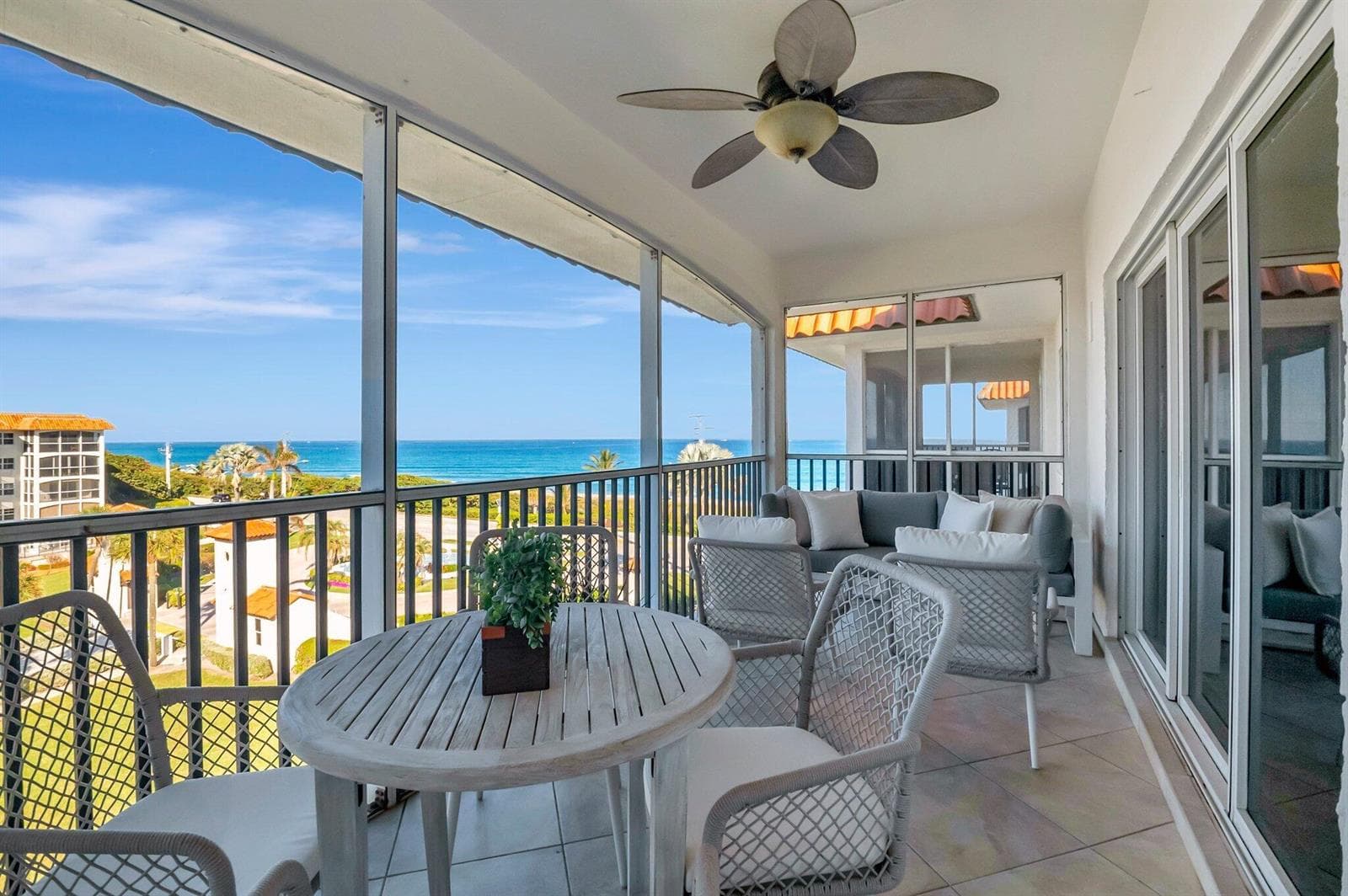 2871 N Ocean Boulevard D506 photo 3