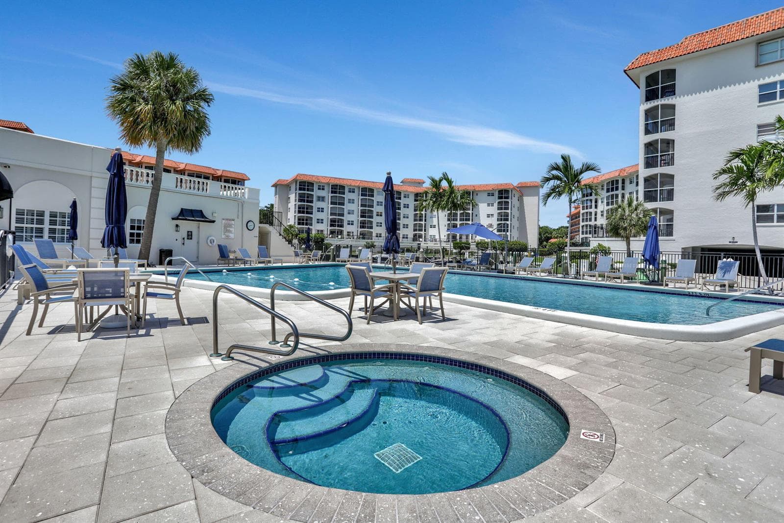 2871 N Ocean Boulevard D506 photo 18