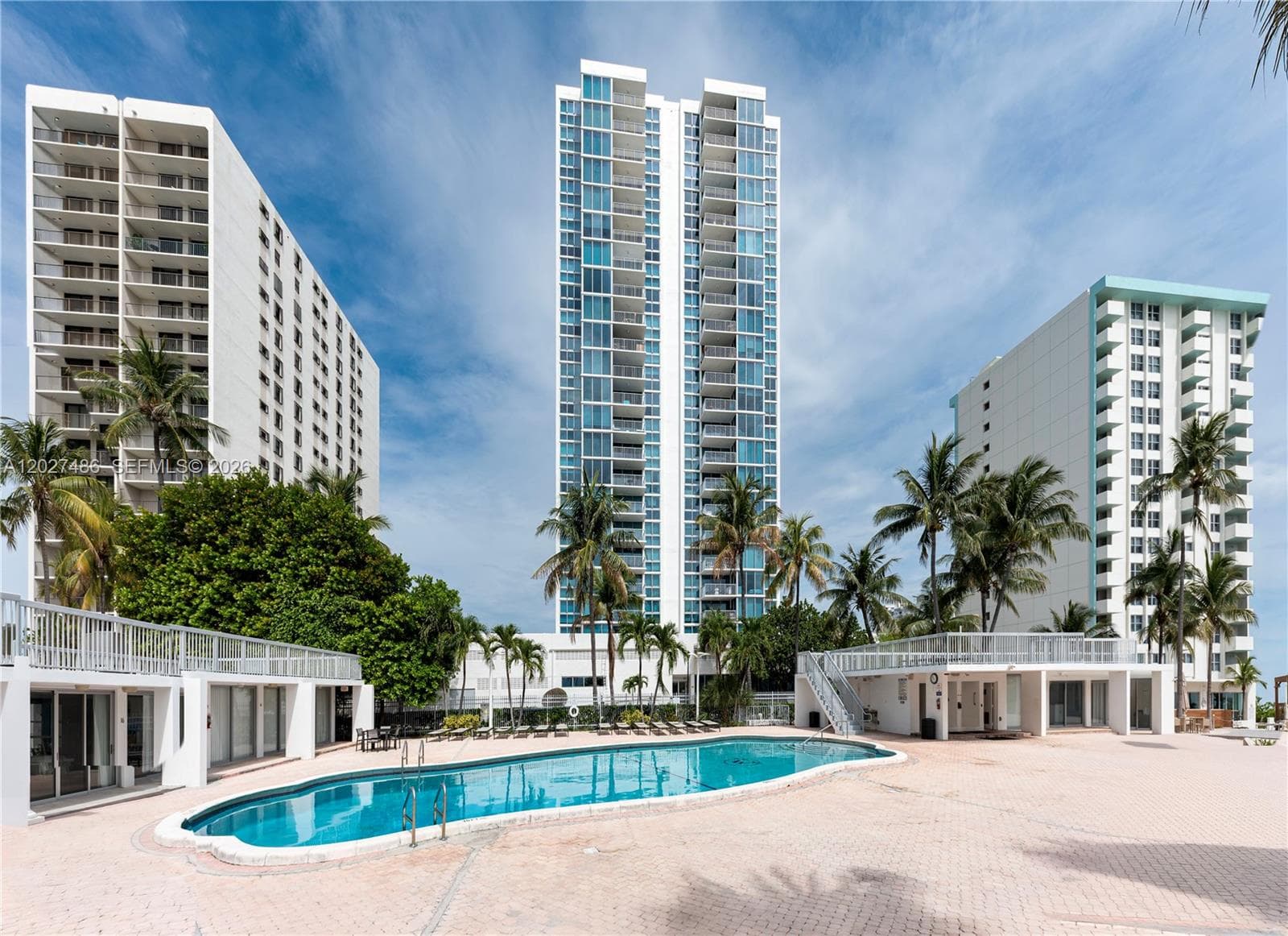 2655 Collins Ave 603 photo 4