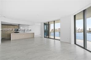 17111 Biscayne Blvd 1210 photo 4