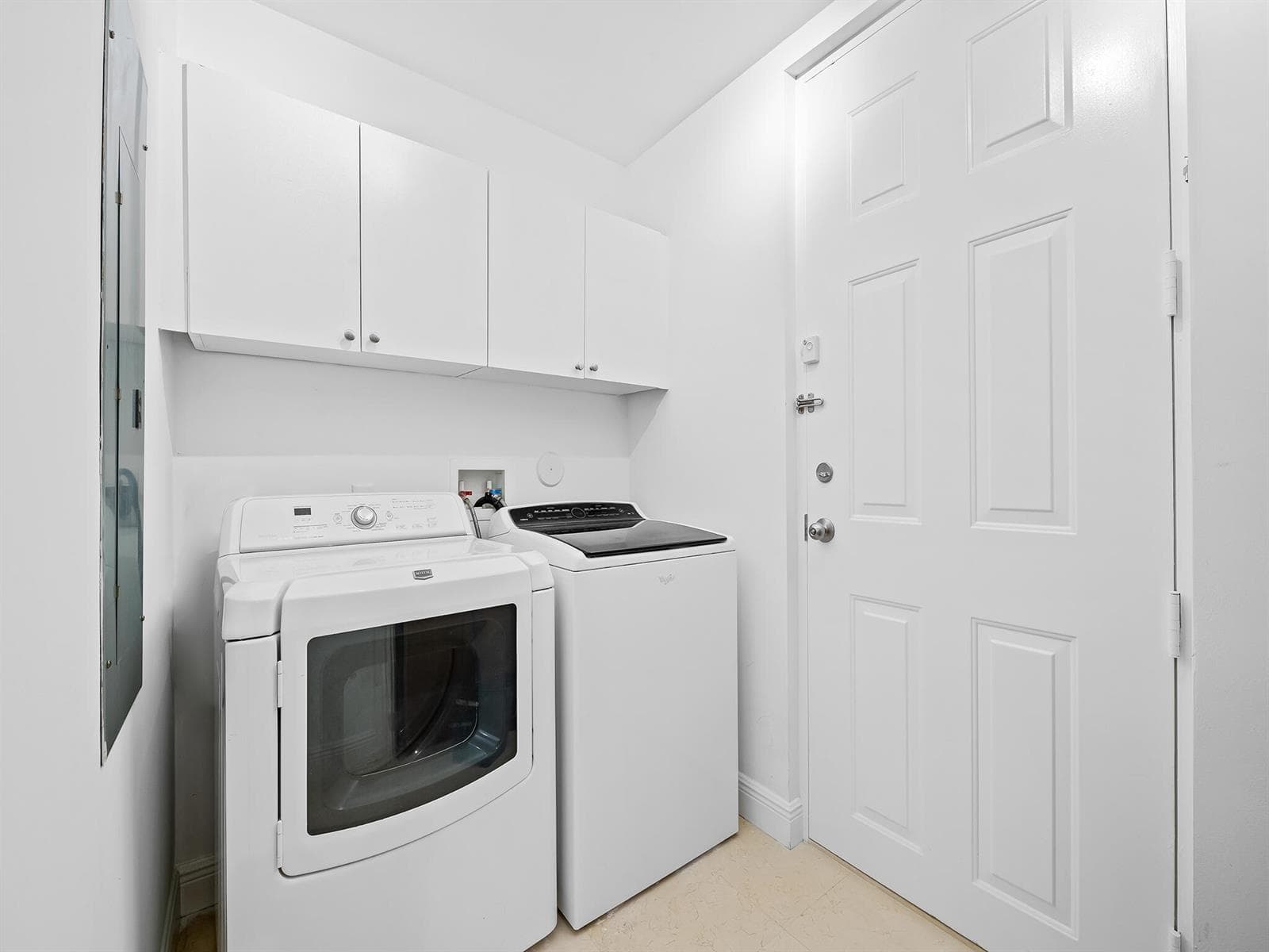 516 Hendricks Isle 4c photo 23