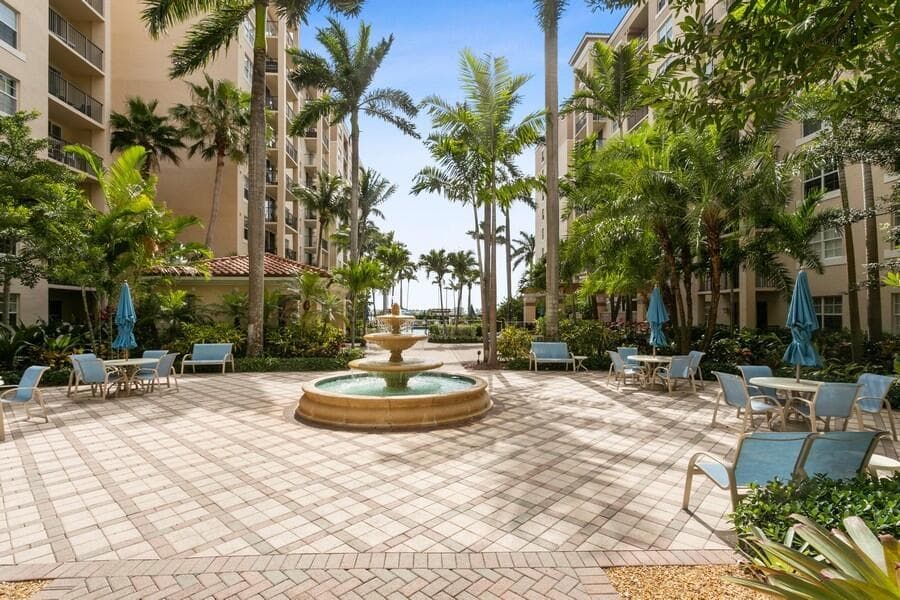 1801 N Flagler Drive 835 photo 2