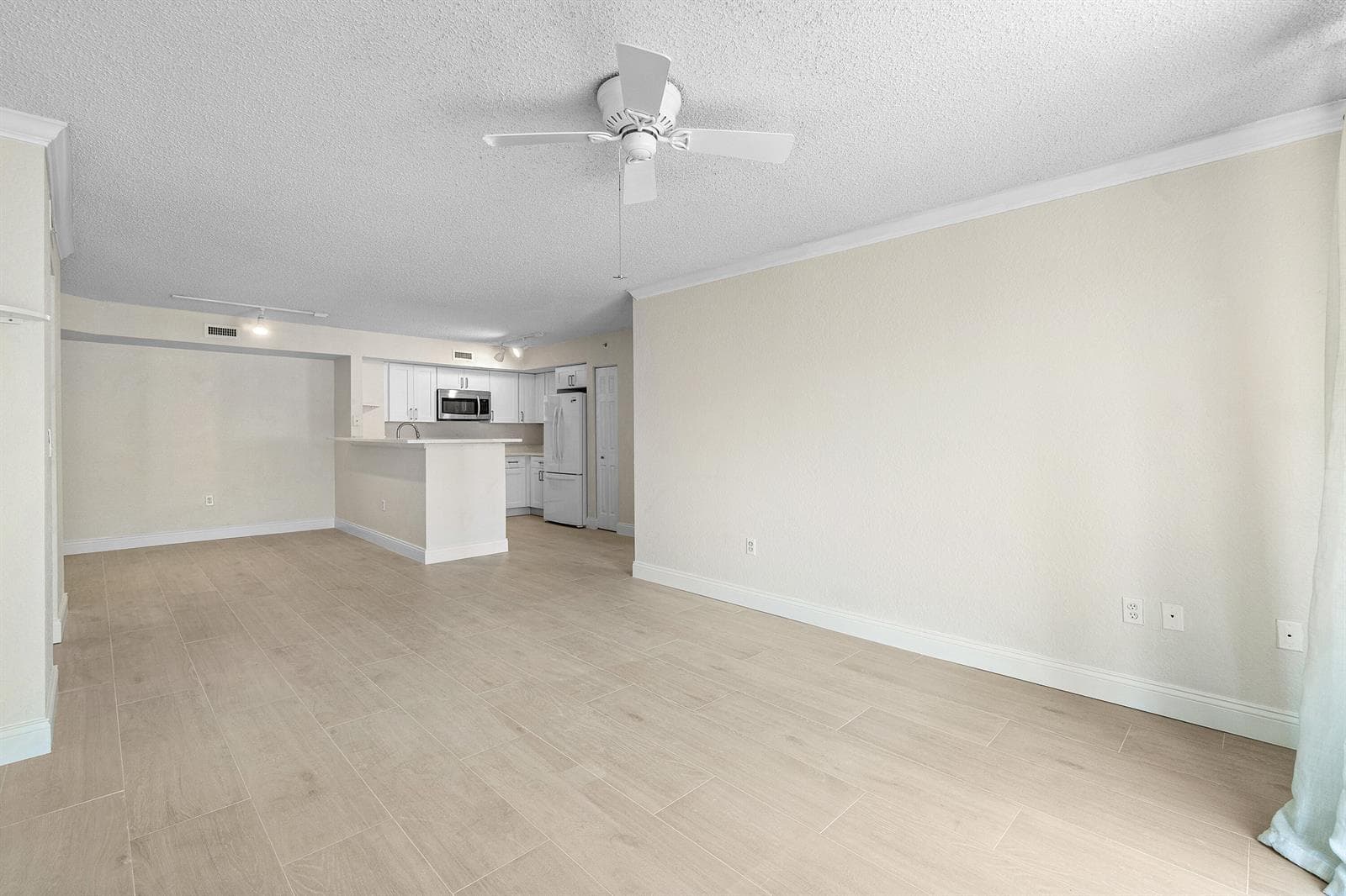 1801 N Flagler Drive 835 photo 12