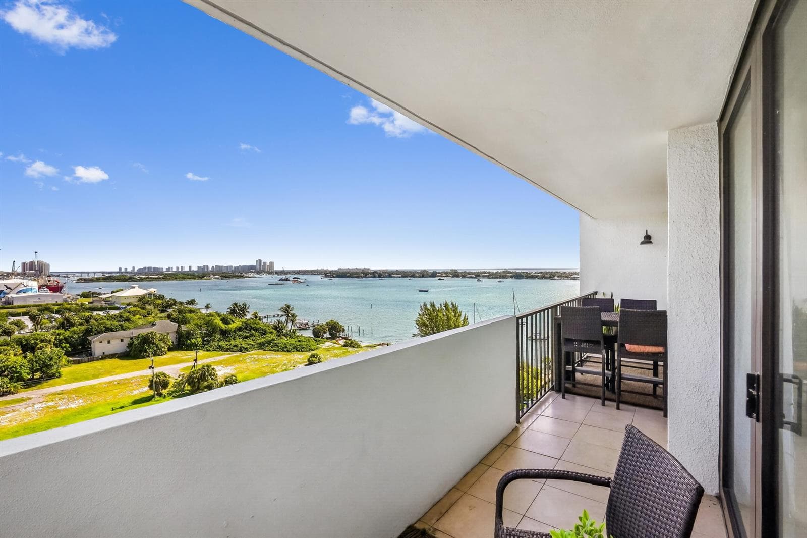 5600 N Flagler Drive 1106 photo 2