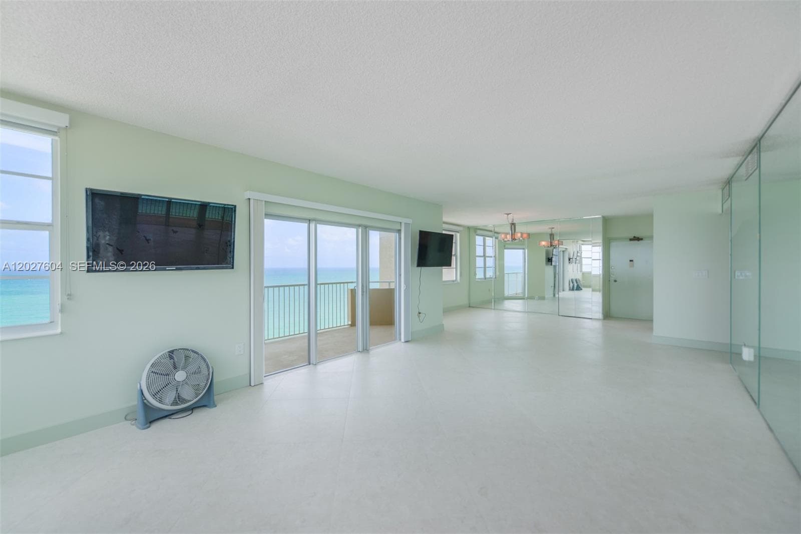 1950 S Ocean Dr 19P photo 9