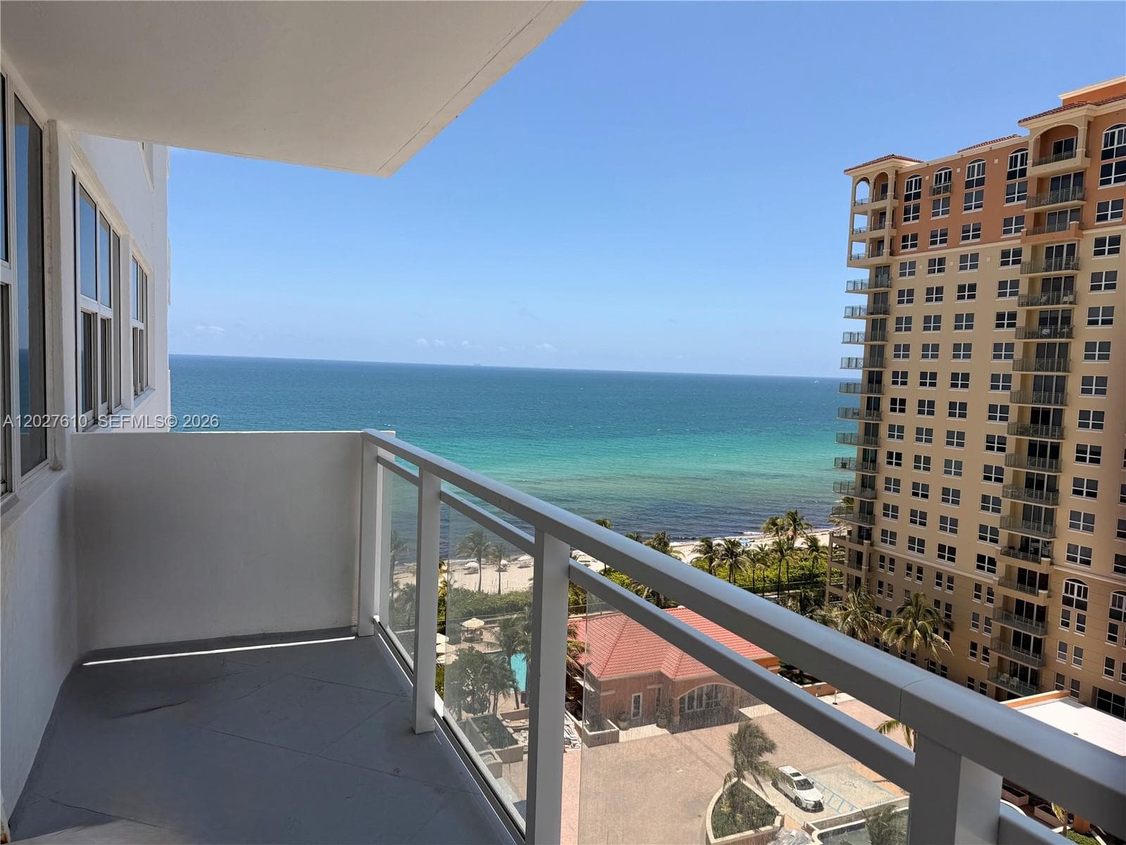 2030 S Ocean Dr 1111 photo 1