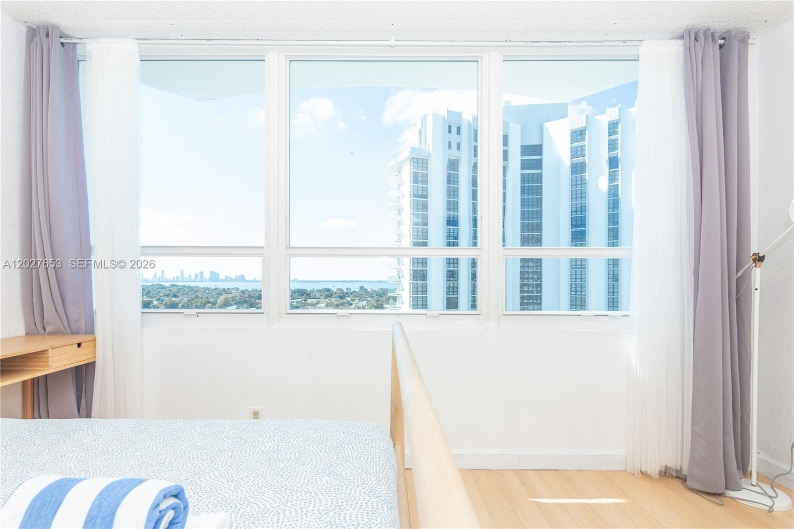 5445 Collins Ave 1105 photo 7