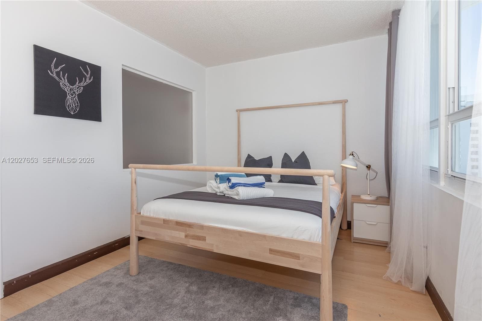 5445 Collins Ave 1105 photo 25