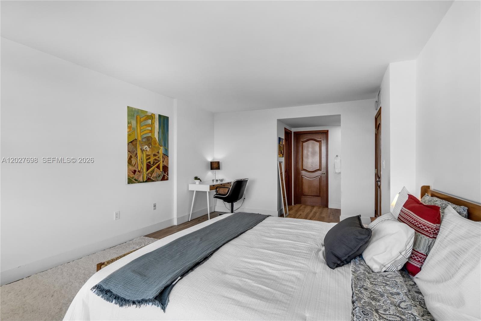 199 Ocean Lane Dr 1210 photo 10