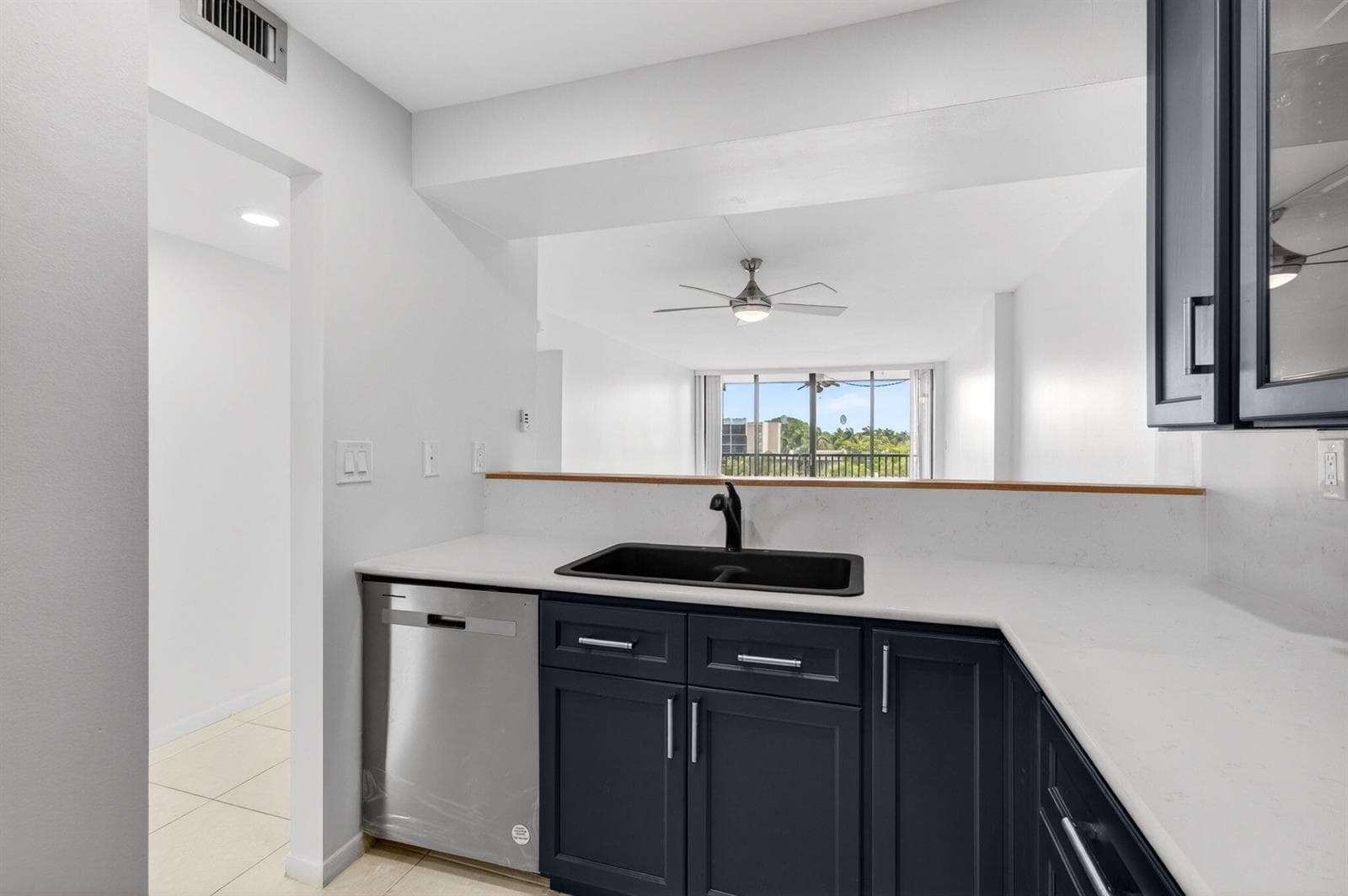 12 Royal Palm Way 501 photo 16