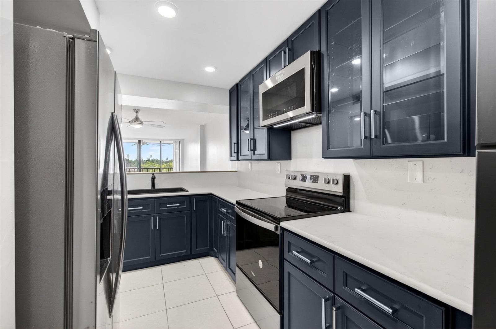 12 Royal Palm Way 501 photo 10