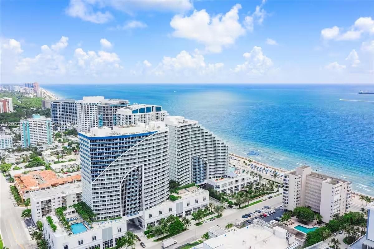 3101 Bayshore Dr 1205 photo 2