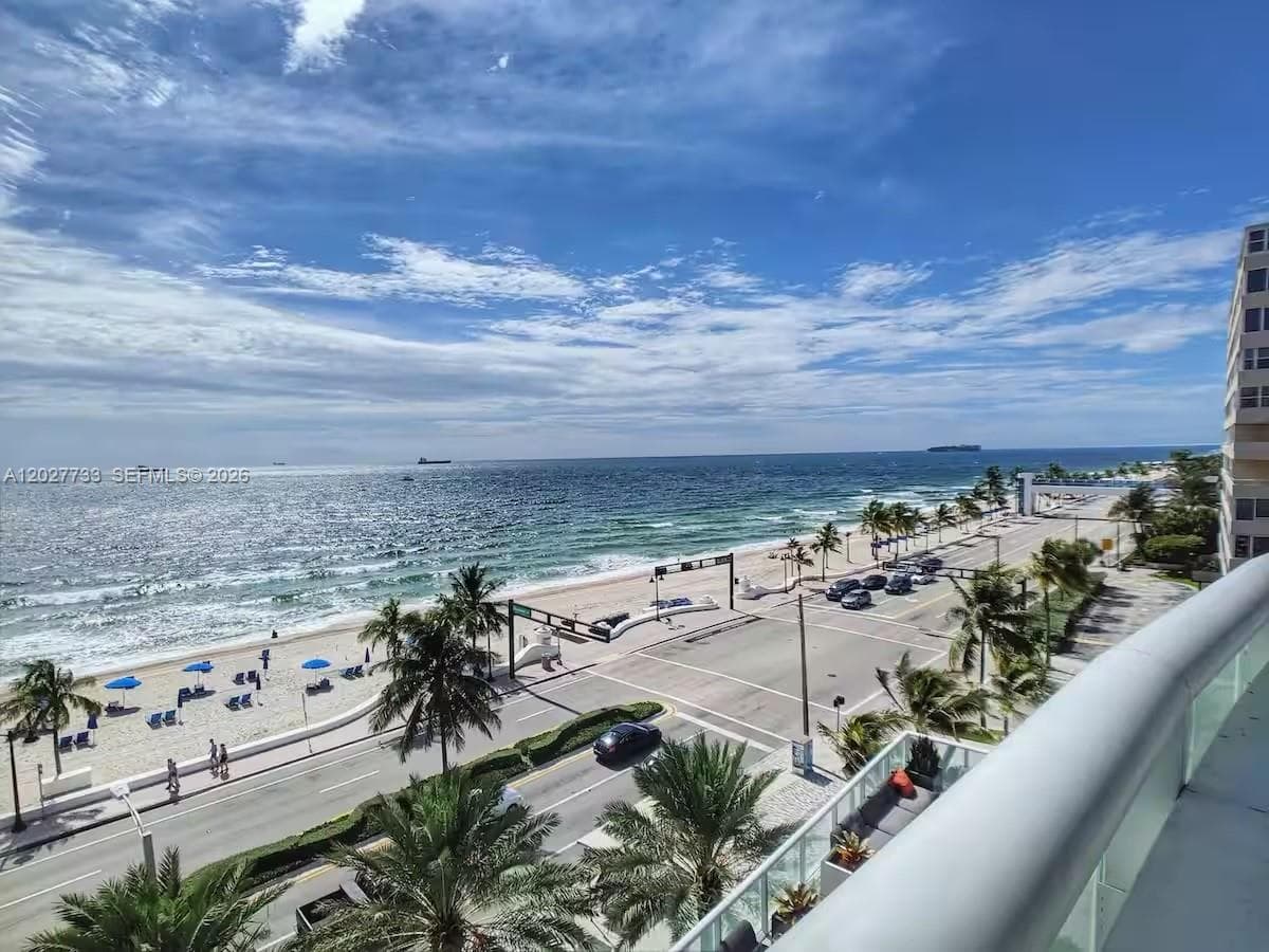 3101 Bayshore Dr 1205 photo 3