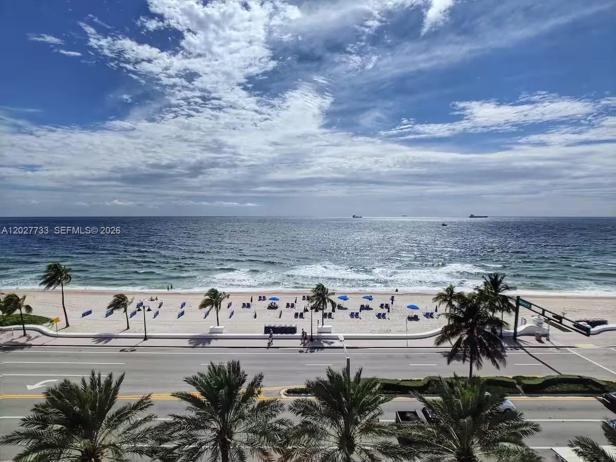 3101 Bayshore Dr 1205 photo 4