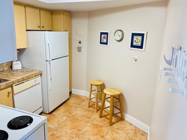 3180 S Ocean Dr 605 photo 9